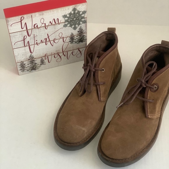 fly london chukka boots